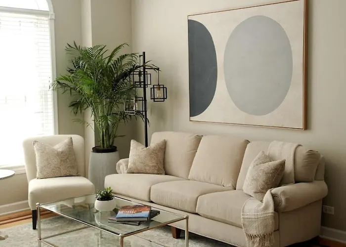 Amazing 3br 3 Ba In Apartment *
