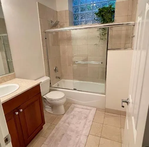 Apartment Amazing 3br 3 Ba In *