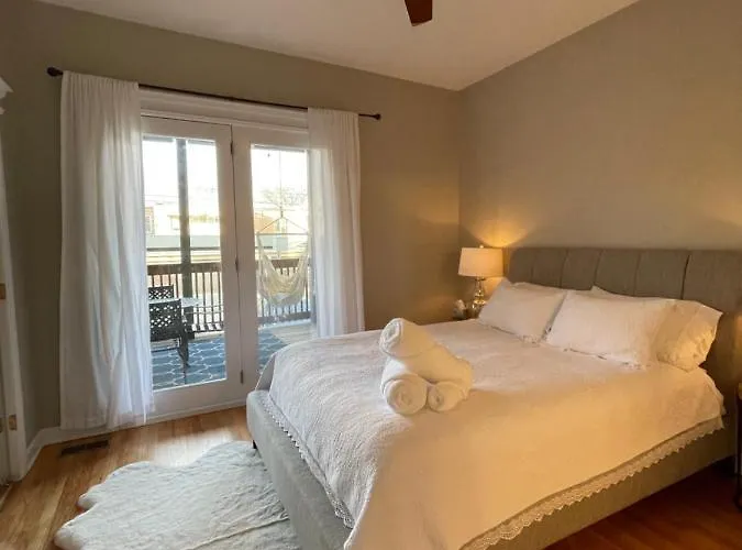 Amazing 3br 3 Ba In Chicago