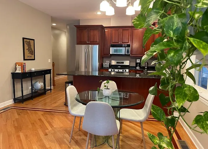 Amazing 3br 3 Ba In * Chicago